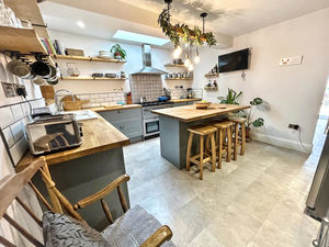 Photo 8- click for photo gallery